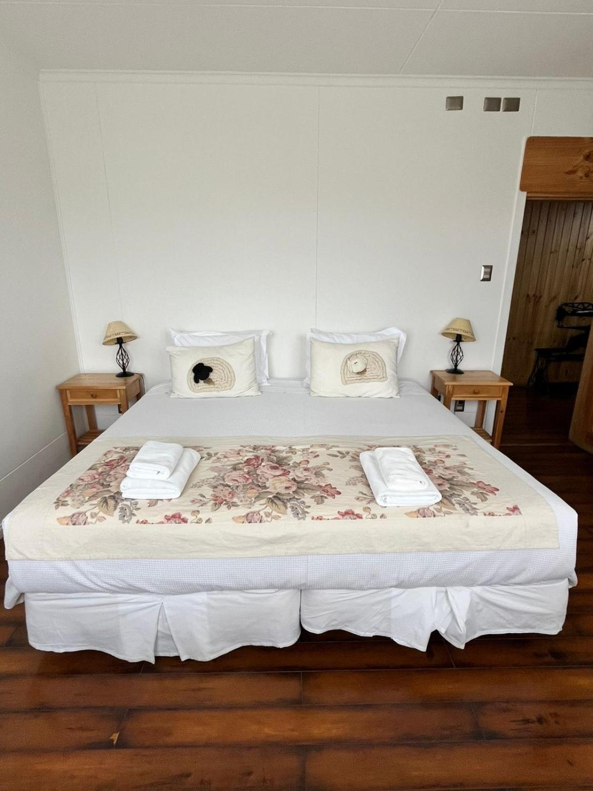 Hotel Estancia El Ovejero Patagonico Cerro Castillo Eksteriør bilde