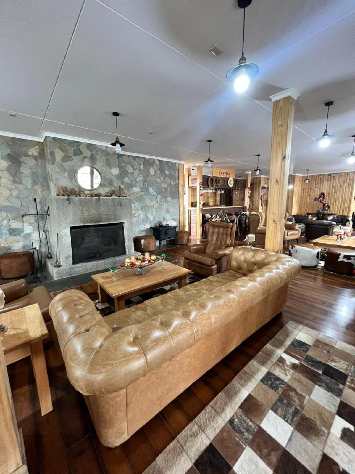 Hotel Estancia El Ovejero Patagonico Cerro Castillo Eksteriør bilde